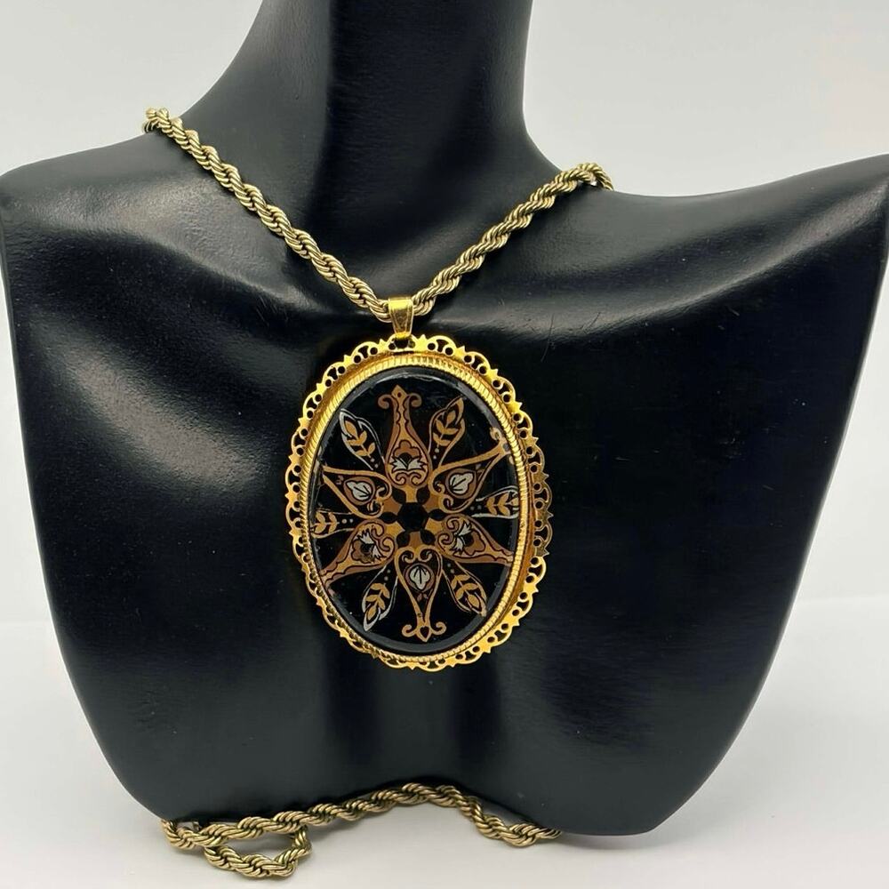 Gold & Tan Floral Necklace